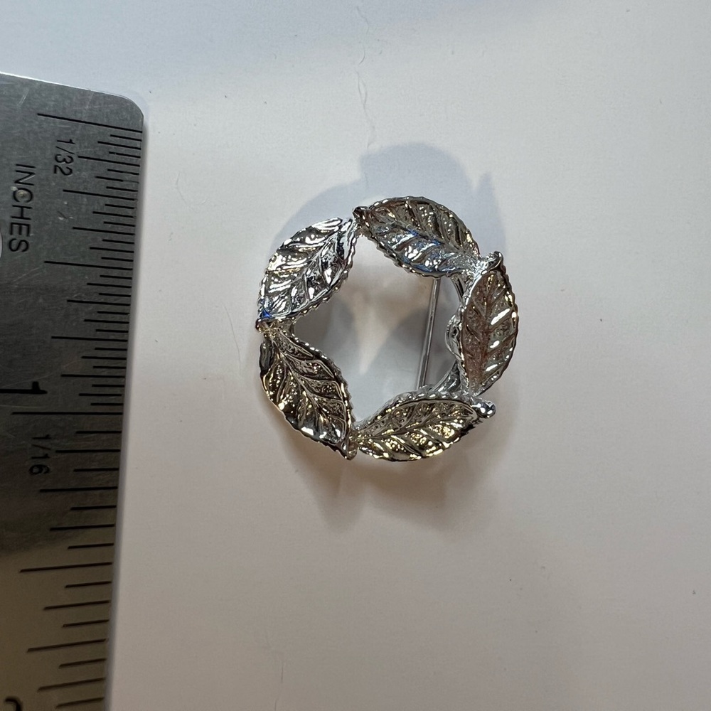 Elegant Silver Leaf Brooch